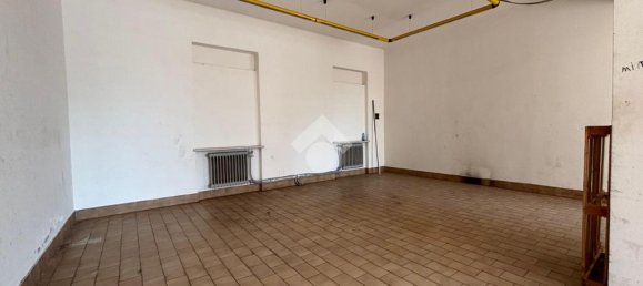 2-Zimmer Gewerbliche Immobilie in Sona, Italy, Nr. 271810 15