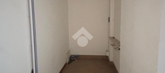 2-Zimmer Gewerbliche Immobilie in Sona, Italy, Nr. 271810 23