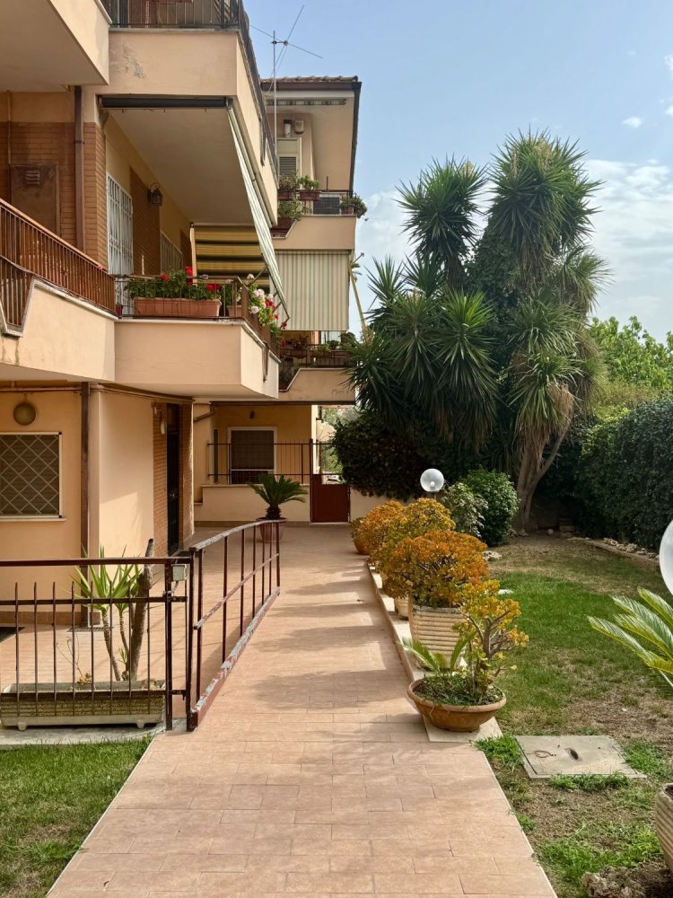 2 غرف نوم شقة في Rome, Italy رقم 320769