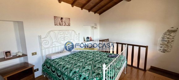 3 rooms House in Carrara, Italy No. 44933 20