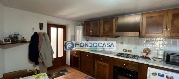 3 rooms House in Carrara, Italy No. 44933 13