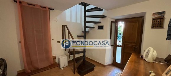 3 rooms House in Carrara, Italy No. 44933 5