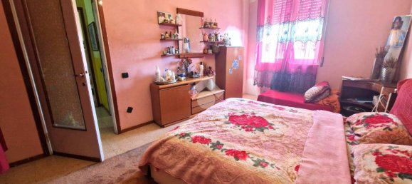 3-salle Appartement à Mapello, Italy No. 37274 12