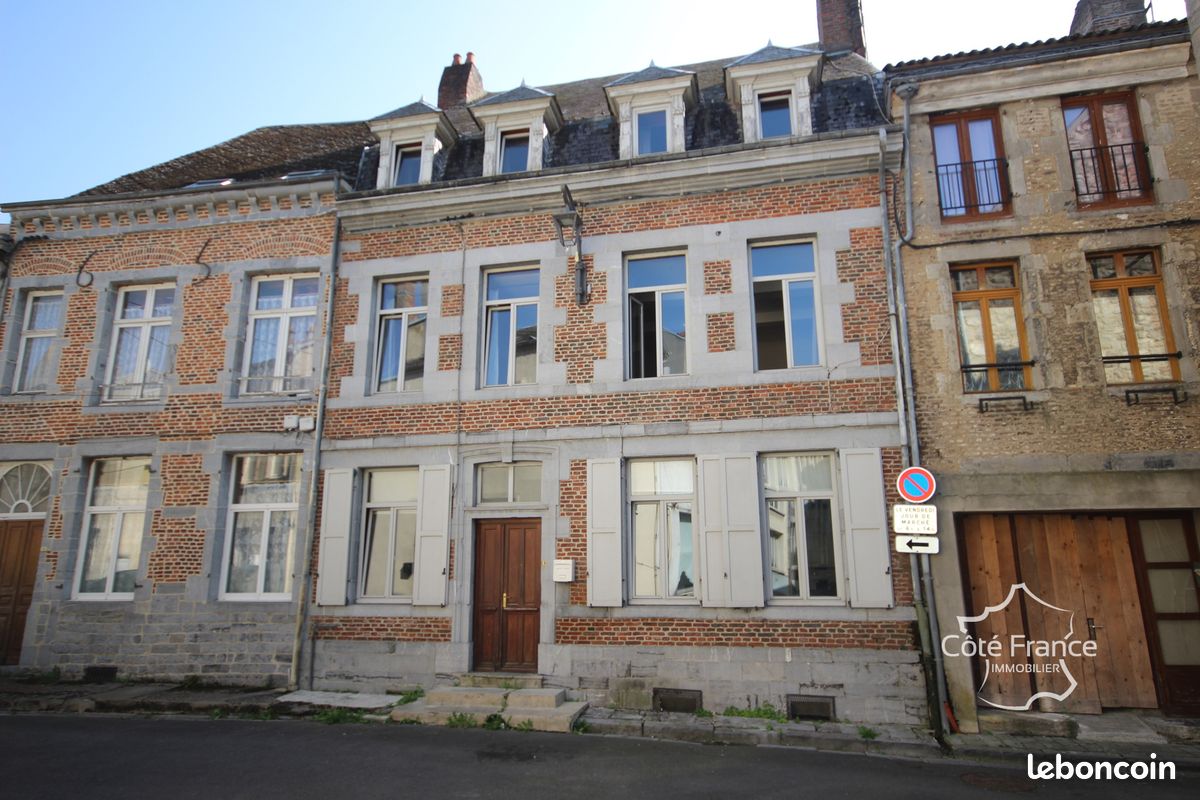 5 bedrooms House in Givet, France No. 246741