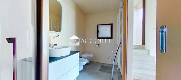 3 bedrooms House in Bassano del Grappa, Italy No. 282057 22