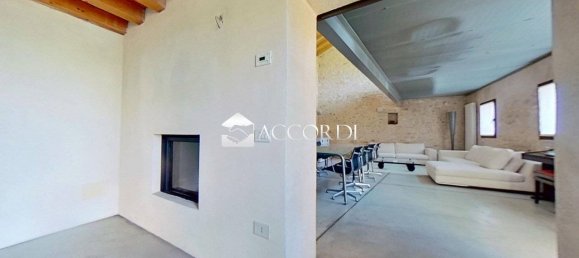 3 bedrooms House in Bassano del Grappa, Italy No. 282057 11