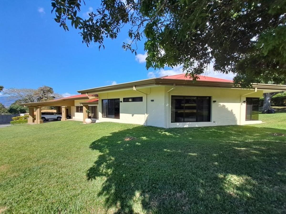 4 chambres Condo à Santa Ana, Costa Rica No. 930