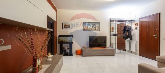 Квартира с 3 комнатами в Катания, Италия № 216726 15