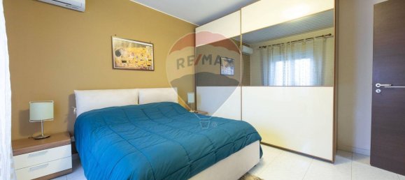 Квартира с 3 комнатами в Катания, Италия № 216726 51