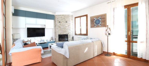 7 rooms House in Empoli, Italy No. 265203 5