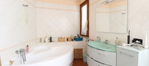 7 rooms House in Empoli, Italy No. 265203 17