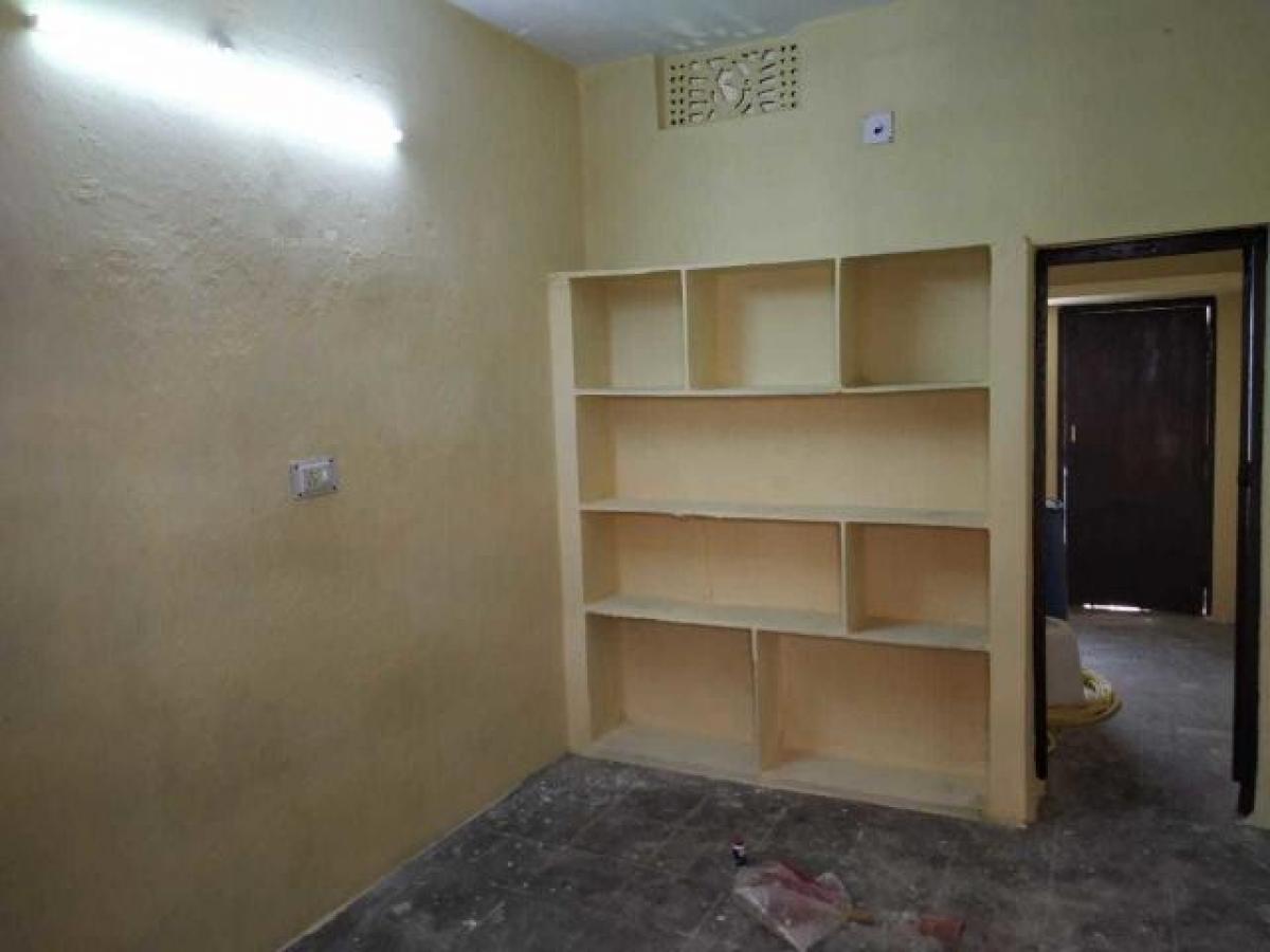 6 bedrooms House in Hyderabad, India No. 3043