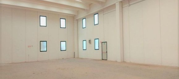 Склад 854м² в Сант Эльпидио а Маре, Италия № 375069 6