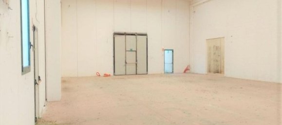 Склад 854м² в Сант Эльпидио а Маре, Италия № 375069 8