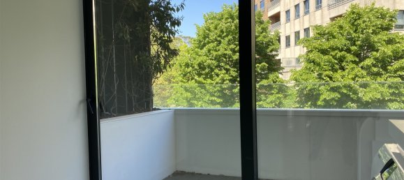 3 bedrooms Apartment in Porto, Portugal No. 132196 9
