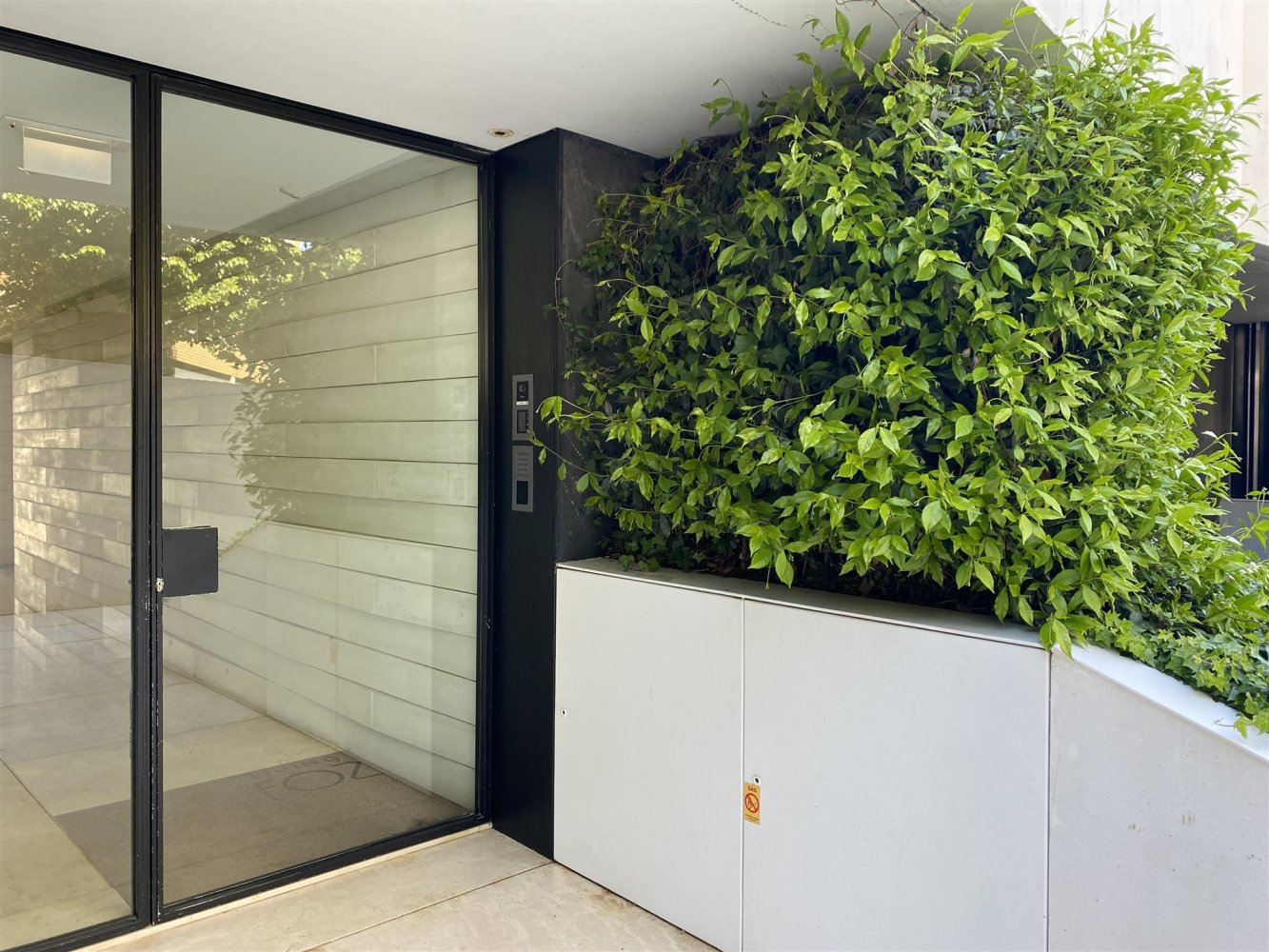 3 bedrooms Apartment in Porto, Portugal No. 132196