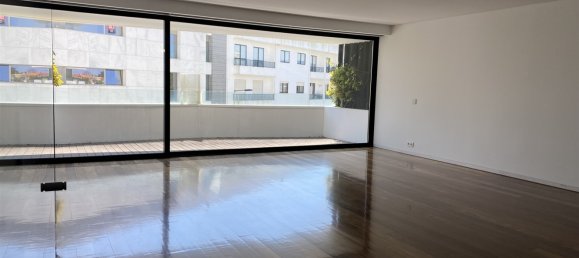 3 bedrooms Apartment in Porto, Portugal No. 132196 34
