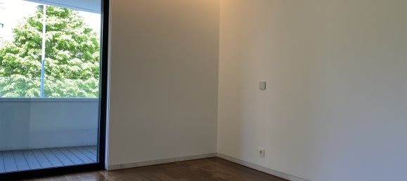 3 bedrooms Apartment in Porto, Portugal No. 132196 7