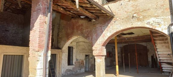 5 bedrooms House in Brescia, Italy No. 103614 3