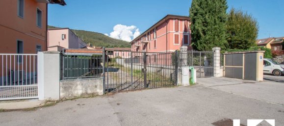 5 bedrooms House in Brescia, Italy No. 103614 14