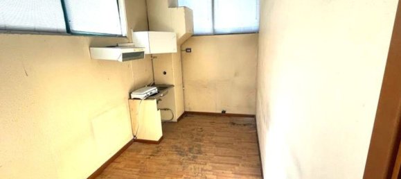 8 rooms Warehouse in Borgo Ticino, Italy No. 177524 19