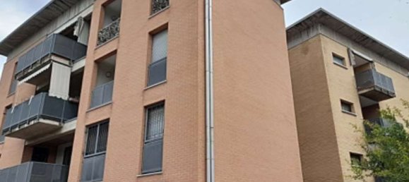 Квартира с 2 комнатами в Сассуоло, Италия № 96008 4