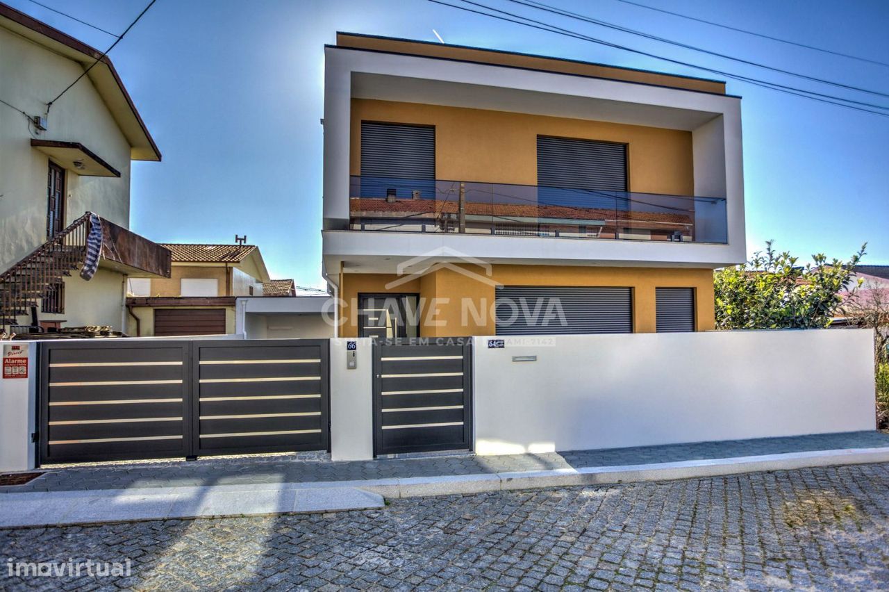 3 Schlafzimmer Haus in Madalena, Portugal, Nr. 248235