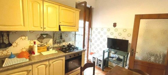 3 rooms Apartment in Siena, Italy No. 300887 13