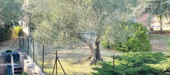 3 rooms Apartment in Siena, Italy No. 300887 10