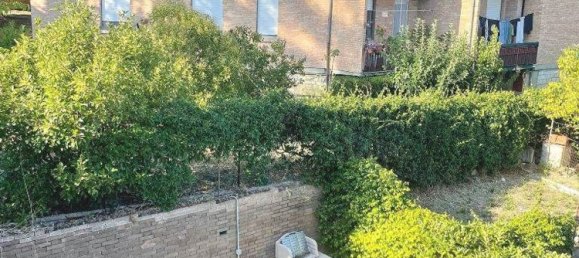 3 rooms Apartment in Siena, Italy No. 300887 9