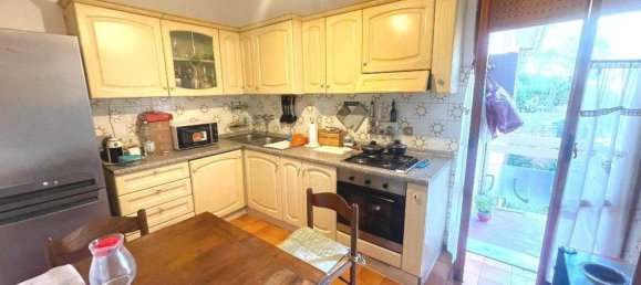 3 rooms Apartment in Siena, Italy No. 300887 14