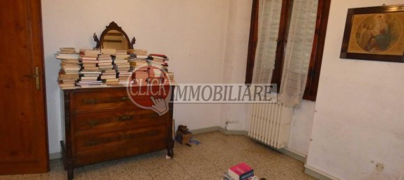8 rooms House in Vicchio, Italy No. 108300 11