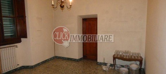 8 rooms House in Vicchio, Italy No. 108300 5