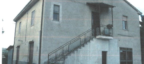 5 rooms Apartment in Cosenza, Italy No. 186429 2