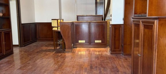 2 Schlafzimmer Wohnung in Rome, Italy, Nr. 321587 4