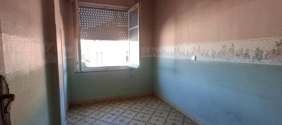 1000m² Building in Leon, Spain No. 28819 32