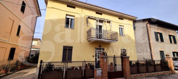 Дом с 4 спальнями в Ассизи, Италия № 126255 18