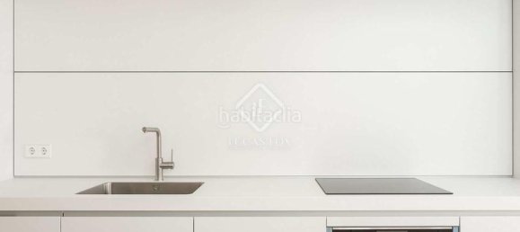 3 chambres Appartement à Eixample, Spain No. 127781 9