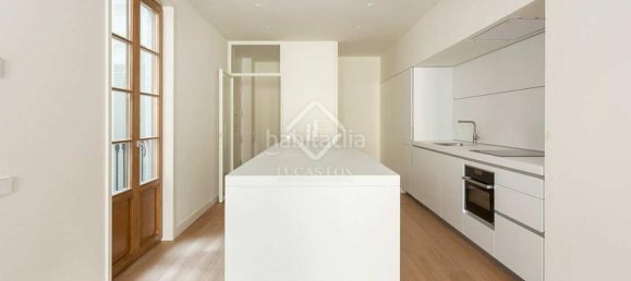 3 chambres Appartement à Eixample, Spain No. 127781 8