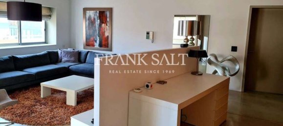 Apartamento de 1 dormitorio en Sliema, Malta No. 7065 2