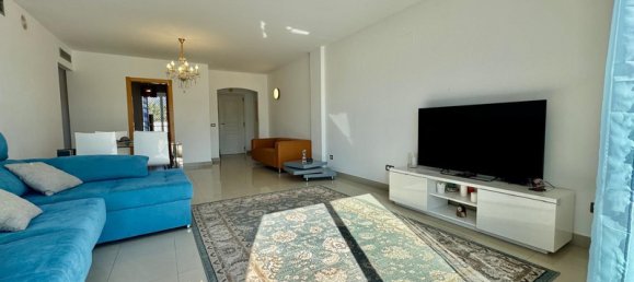 Apartamento de 2 dormitorios en Marbella, Spain No. 46726 12