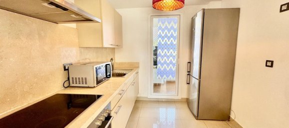 Apartamento de 2 dormitorios en Marbella, Spain No. 46726 9