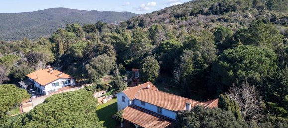 6 bedrooms Villa in Livorno, Italy No. 164001 11