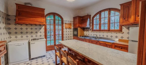 6 bedrooms Villa in Livorno, Italy No. 164001 29