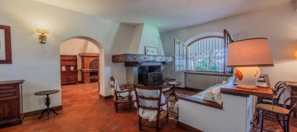 6 bedrooms Villa in Livorno, Italy No. 164001 24