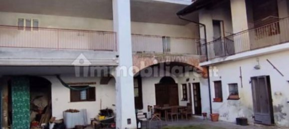 5 bedrooms House in Borgomasino, Italy No. 157169 5