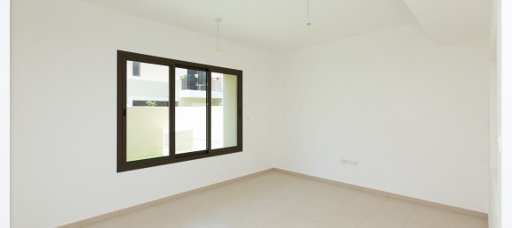 3 Schlafzimmer Stadthaus in Town Square, UAE, Nr. 110984 10