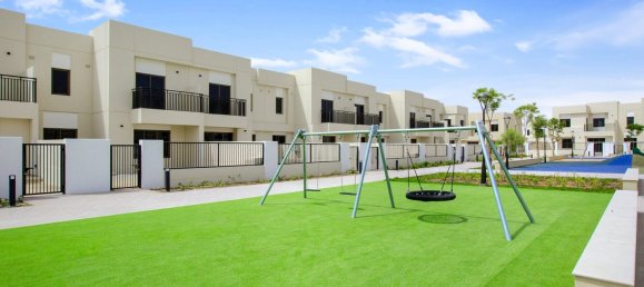 3 Schlafzimmer Stadthaus in Town Square, UAE, Nr. 110984 5