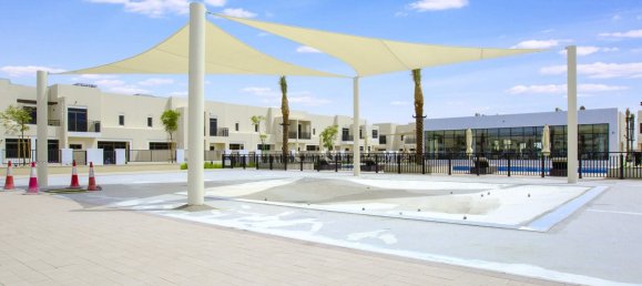 3 Schlafzimmer Stadthaus in Town Square, UAE, Nr. 110984 4