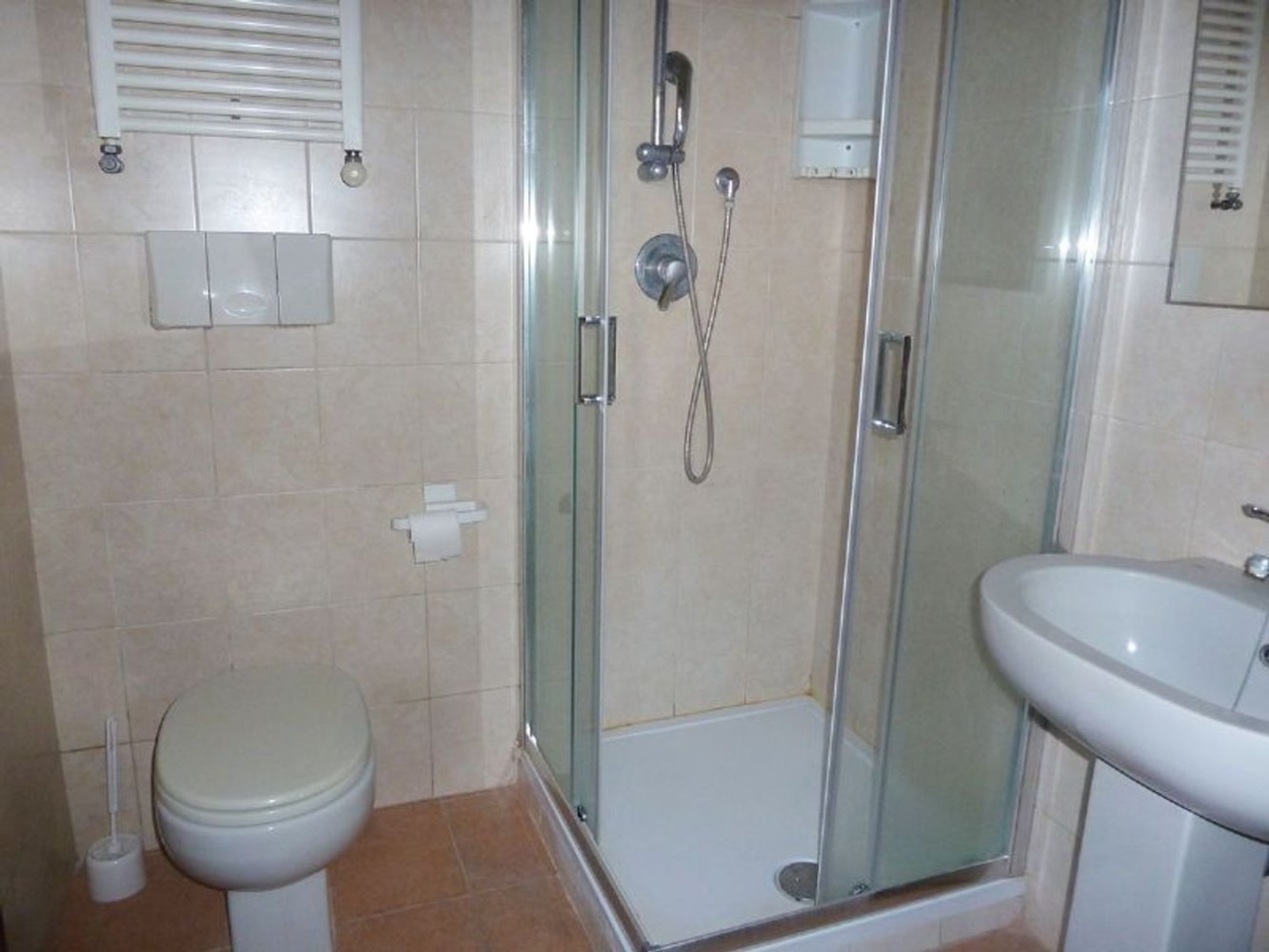 5-Zimmer Wohnung in Milan, Italy, Nr. 247326